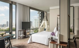 Four Seasons Hotel Bangkok at Chao Phraya River