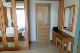 Green Mansion & Service Apartment