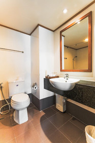 Green Mansion & Service Apartment