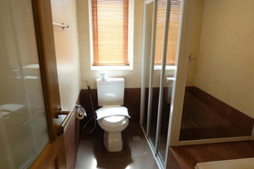 Green Mansion & Service Apartment