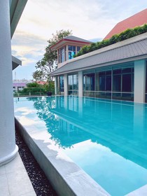 Krungsri River Hotel