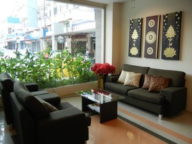Phromsuk Place