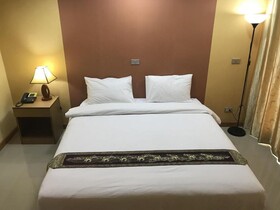 Toh Buk Seng Ayutthaya Hotel