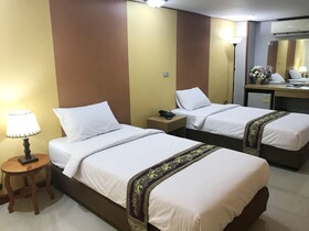 Toh Buk Seng Ayutthaya Hotel