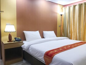 Toh Buk Seng Ayutthaya Hotel