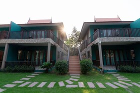 Vanida Halal Resort