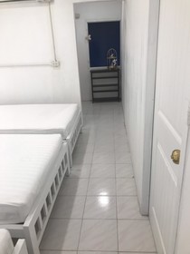 ZleepinezZ Hostel
