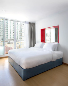128 Bangkok