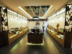 130 Hotel & Residence