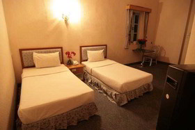 13 Coins Antique Villa