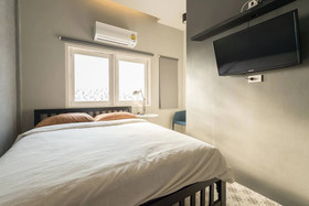 196 OldTown Chic Hostel