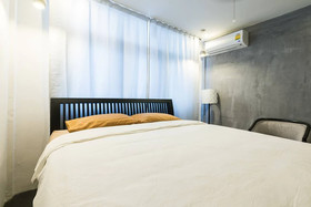 196 OldTown Chic Hostel