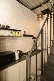 196 OldTown Chic Hostel