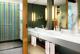 Aloft Bangkok Sukhumvit 11