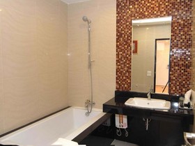 Atrium Boutique