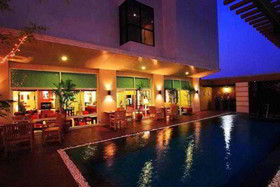 Atrium Boutique
