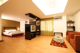 Atrium Boutique