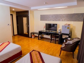 Atrium Boutique