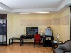 Atrium Boutique
