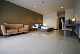 Baan Mi-Na