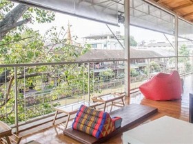 Baan Nampetch Hostel