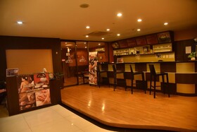 Boss Suites Nana Hotel