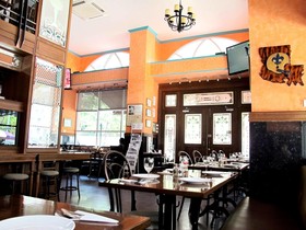 Bourbon Street Boutique Apartments