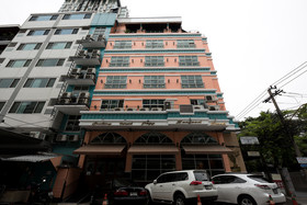 Bourbon Street Boutique Apartments by OYO