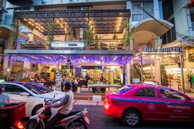 Bubble Space Hostel
