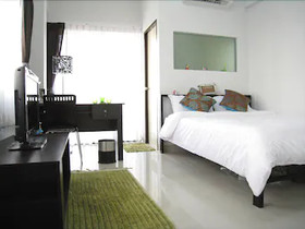 Centana Apartment