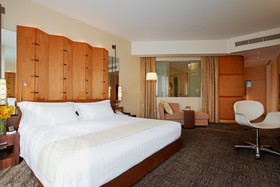 Centara Grand & Bangkok Convention Centre at CentralWorld