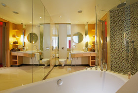 Centara Grand & Bangkok Convention Centre at CentralWorld