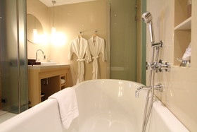 Centara Grand & Bangkok Convention Centre at CentralWorld