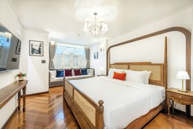 Cherie Bangkok Boutique Hotel
