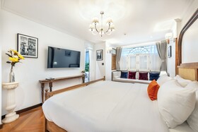 Cherie Bangkok Boutique Hotel