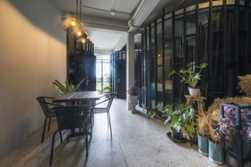 Chingcha Bangkok Hostel