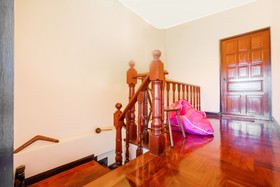 Chom's House at Sapanmai by Oyo Rooms
