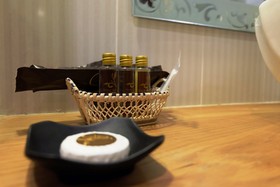Cozy @ 9 Hotel & Kitchen