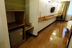 Cozy @ 9 Hotel & Kitchen