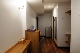 Cozy @ 9 Hotel & Kitchen