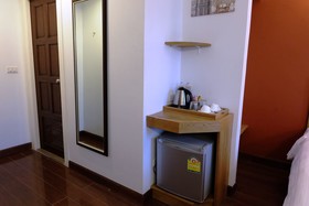 Cozy @ 9 Hotel & Kitchen