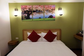 Cozy @ 9 Hotel & Kitchen