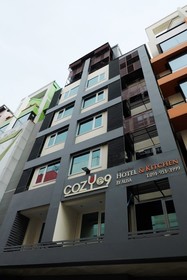Cozy @ 9 Hotel & Kitchen