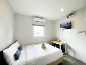 Deco Lux Hotel