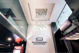 Deco Lux Hotel