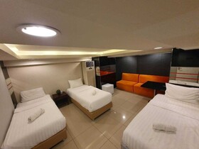 Deco Lux Hotel