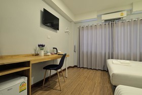 De Lavender Bangkok Hotel