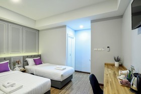 De Lavender Bangkok Hotel
