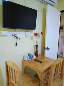D House Hostel