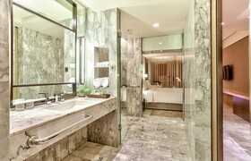 DoubleTree by Hilton Sukhumvit Bangkok
